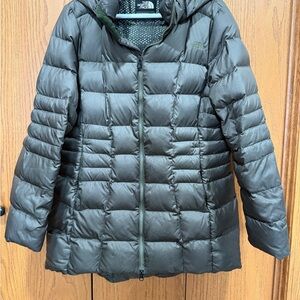 The North Face Puffer Jacket in Olive Green